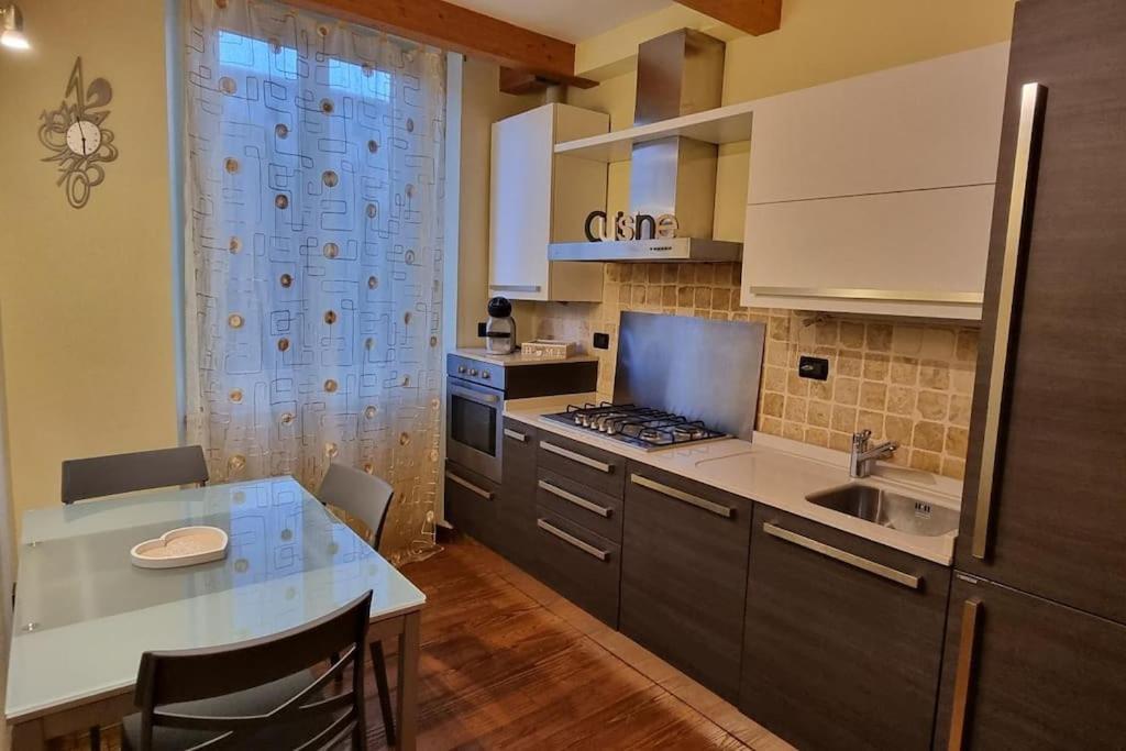 ליבורנו Appartamento La Casina Di Chiara מראה חיצוני תמונה