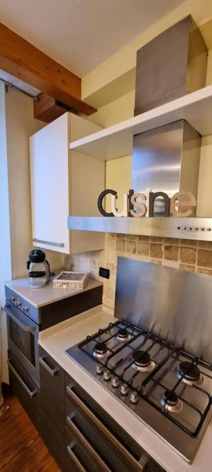 ליבורנו Appartamento La Casina Di Chiara מראה חיצוני תמונה