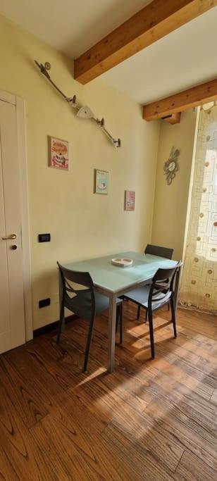 ליבורנו Appartamento La Casina Di Chiara מראה חיצוני תמונה