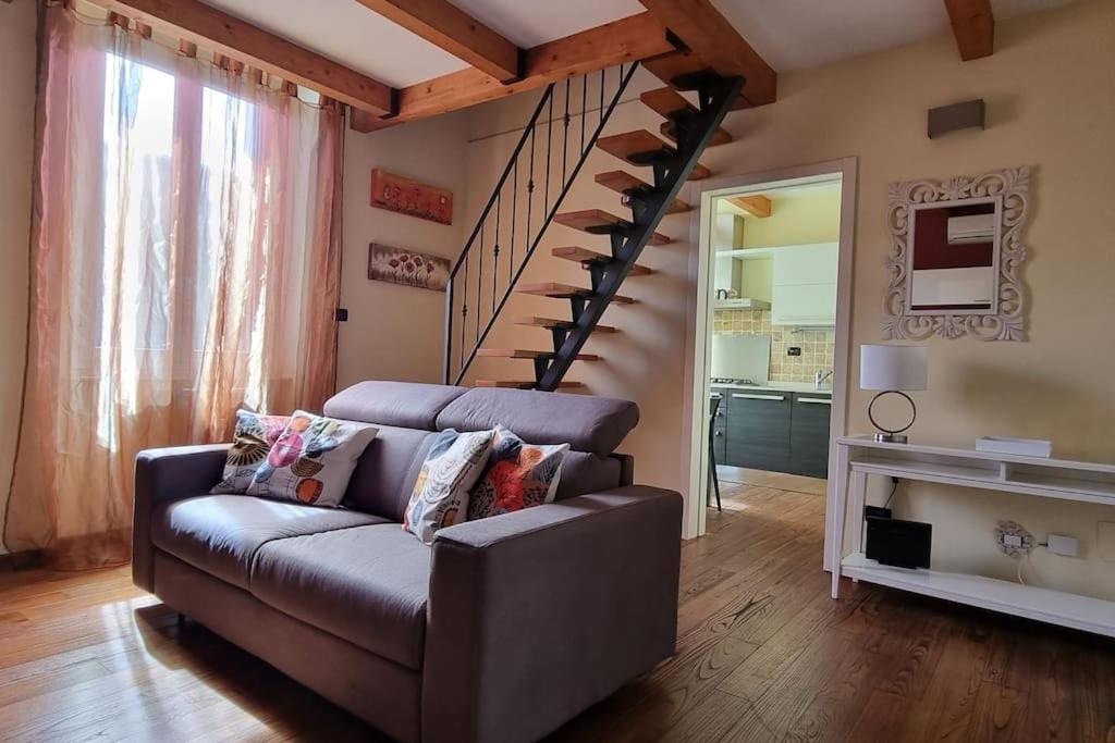 ליבורנו Appartamento La Casina Di Chiara מראה חיצוני תמונה