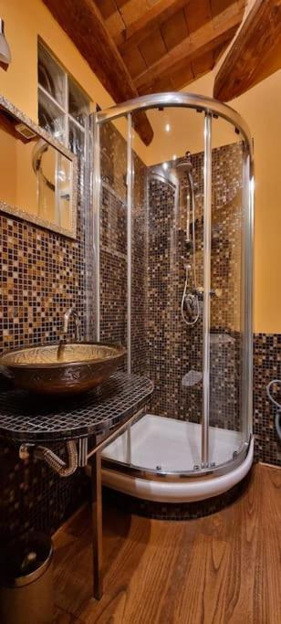 ליבורנו Appartamento La Casina Di Chiara מראה חיצוני תמונה